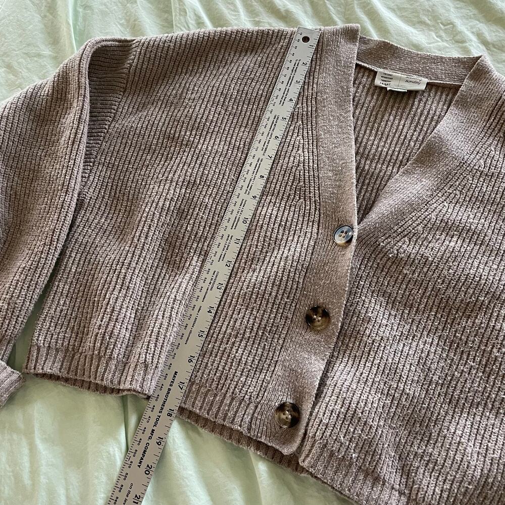 Saturday Sunday Anthropologie Cardigan Sweater V-neck cropped tan sz LP - Picture 8 of 9